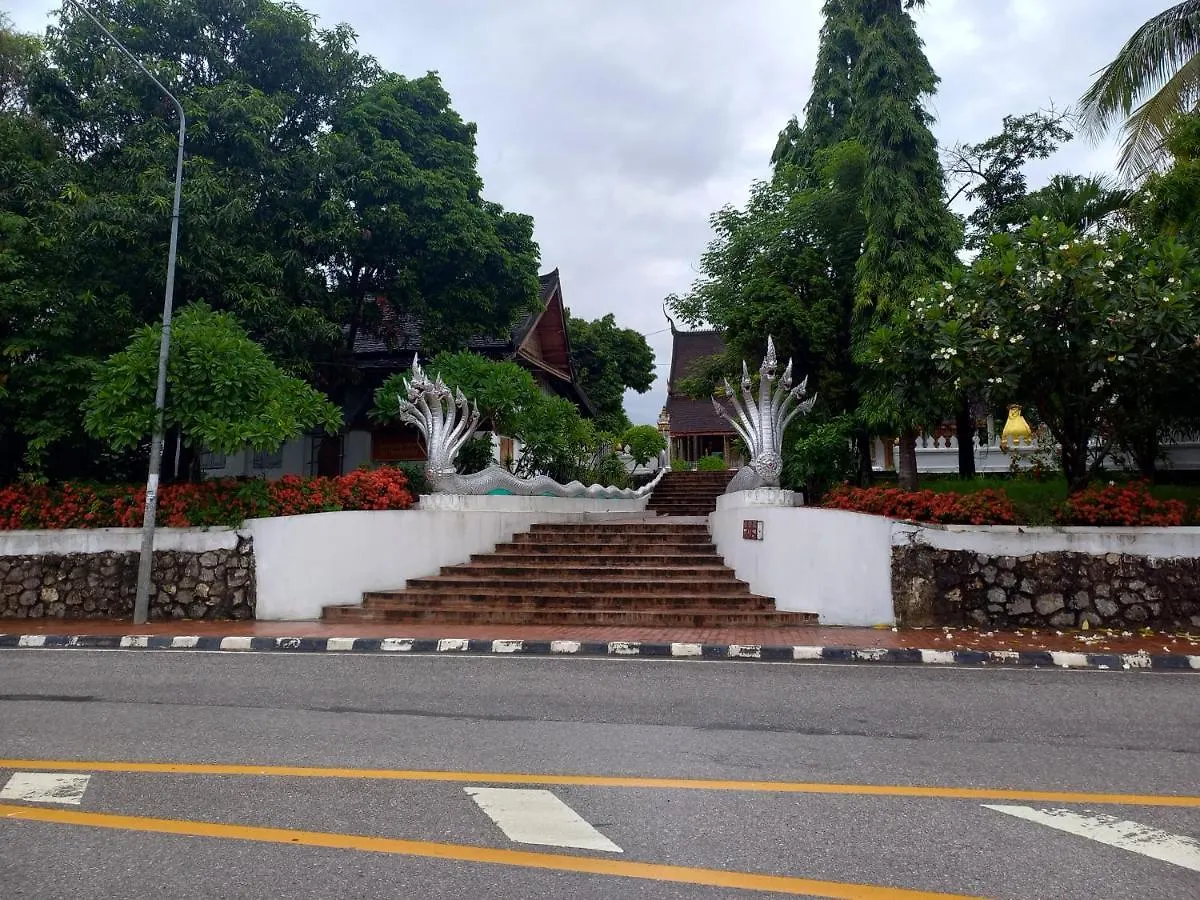 Guest house Watthat & Maladress Guesthouse Luang Prabang