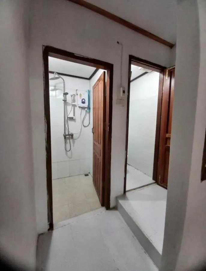 Watthat & Maladress Guesthouse Luang Prabang